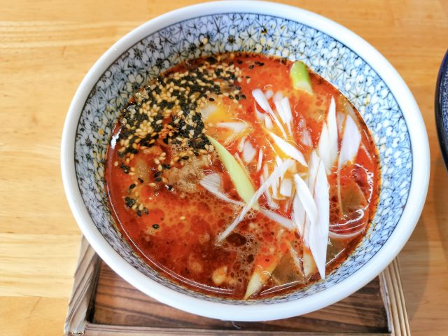 【麺の樹ぼだい】西尾市の夏季限定「肉つけ麺」が激ウマ!キンキンに冷えた麺とピリ辛の冷たいスープは夏にピッタリ!