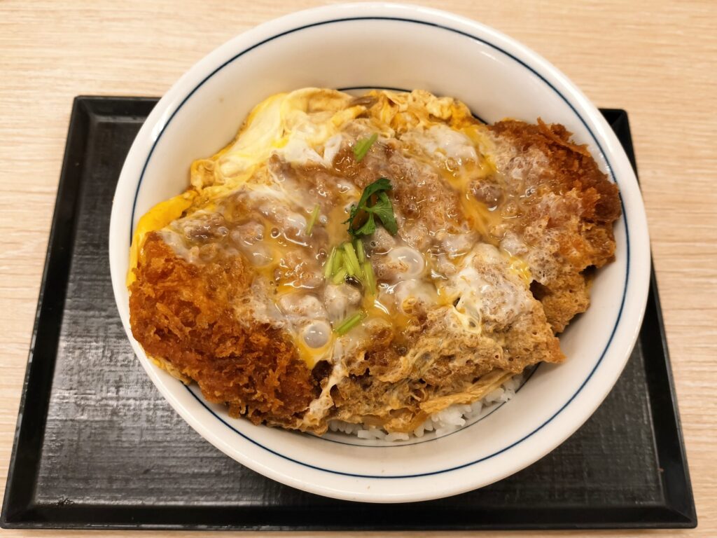 【かつや】夏の感謝祭！8月8日～15日は定番のかつ丼を含む人気メニュー4品が150円引きに！
