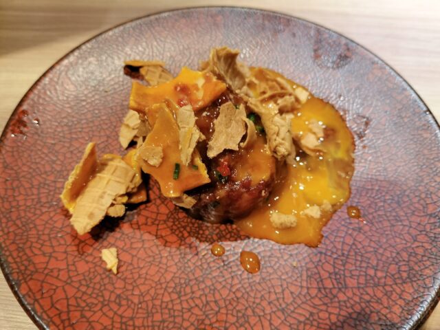 【名古屋・千種】インスタで人気！「和牛焼肉ラスベガス」のエンタメ焼肉が話題沸騰中｜話題のレバ刺ししゃぶしゃぶなど実食レポ