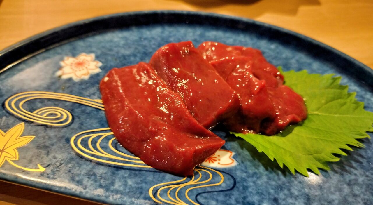 【名古屋・千種】インスタで人気！「和牛焼肉ラスベガス」のエンタメ焼肉が話題沸騰中｜話題のレバ刺ししゃぶしゃぶなど実食レポ