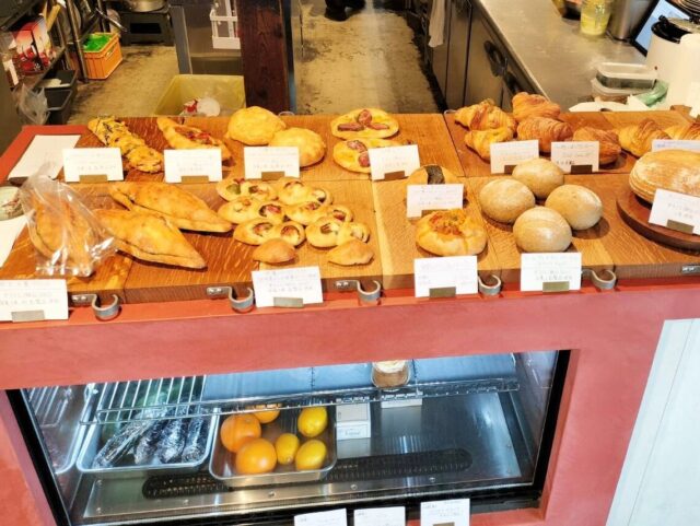 【一宮グルメ】隠れ家古民家カフェ「菓酒発酵 odd」の本格ビストロランチ|自家製パンとヘルシー料理の魅力を徹底レポート