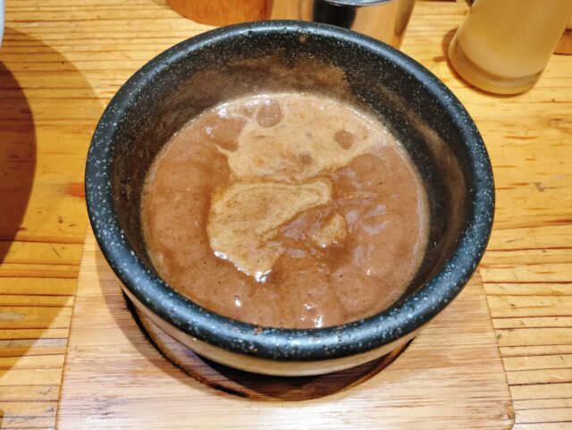 【一宮グルメ】麦の道すぐれの全粒粉つけ麺が絶品！味玉のせ濃厚つけ麺と鶏泡白湯らーめんを実食レポート