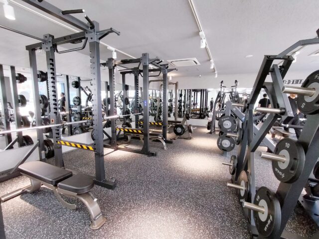 【10月12日開店】24時間ジム「LifeFit」が北名古屋市・名古屋芸大駅前にオープン|初回特典・料金・設備・アクセス情報まとめ