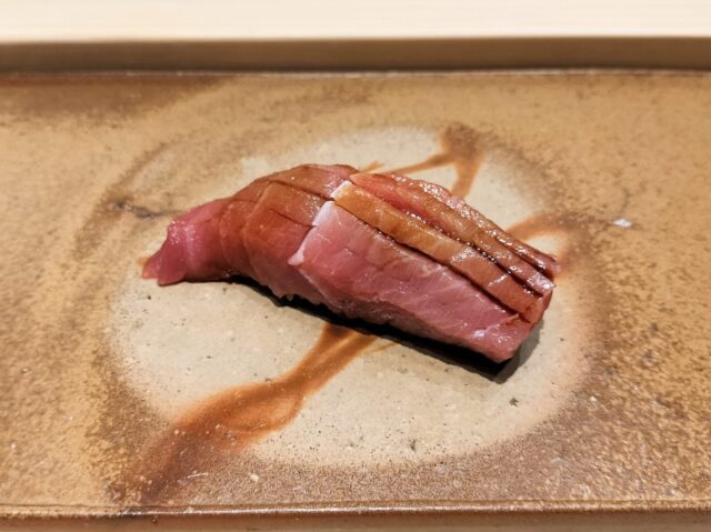 【鮨 銀座おのでら 名古屋】ミシュラン2つ星の江戸前寿司を体験|「おまかせ握り14種」レビュー