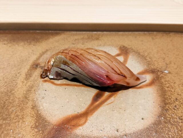 【鮨 銀座おのでら 名古屋】ミシュラン2つ星の江戸前寿司を体験|「おまかせ握り14種」レビュー